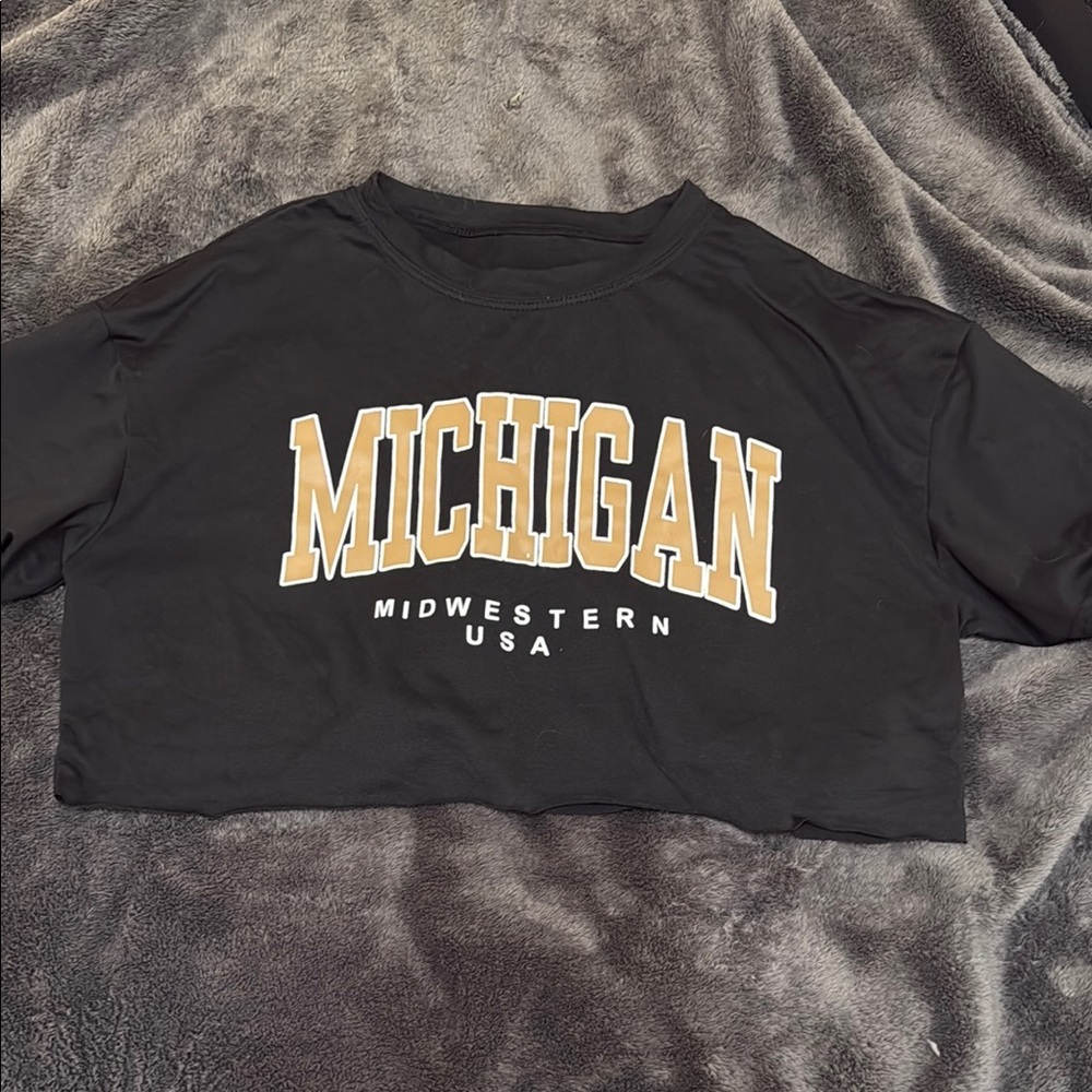 SHEIN Black Crop T-Shirt with Cream Michigan Print